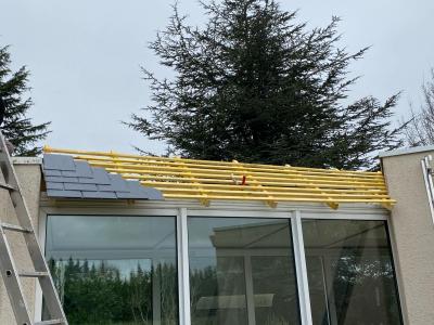 Travaux de couverture, création d’un petit apenti de toit